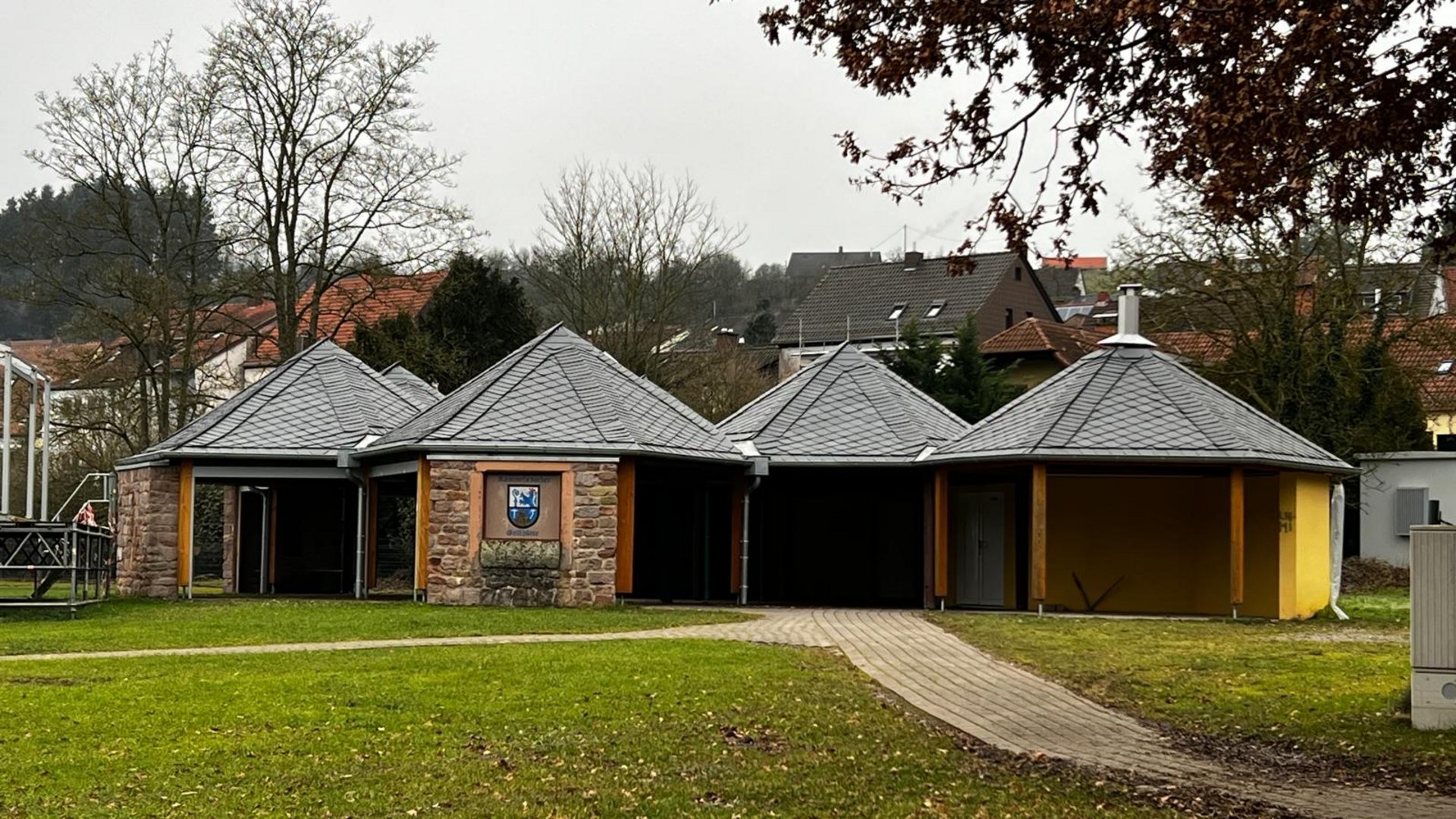 Modernisierung Grillhütte/Platz